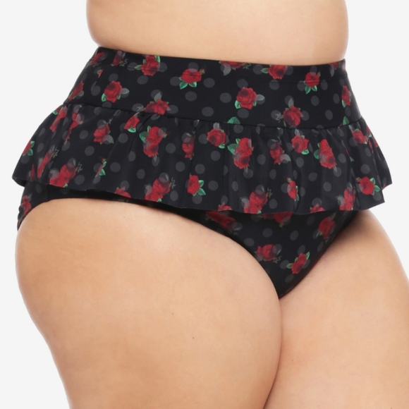 ⚡⚡🆕 HOT TOPIC Swim Bottom NWT Peplum - Picture 1 of 3